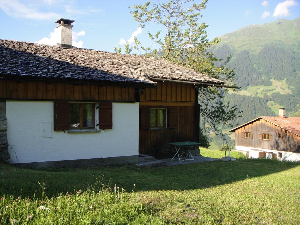 Maisaess Lifinarblick Villa Schruns Kamer foto