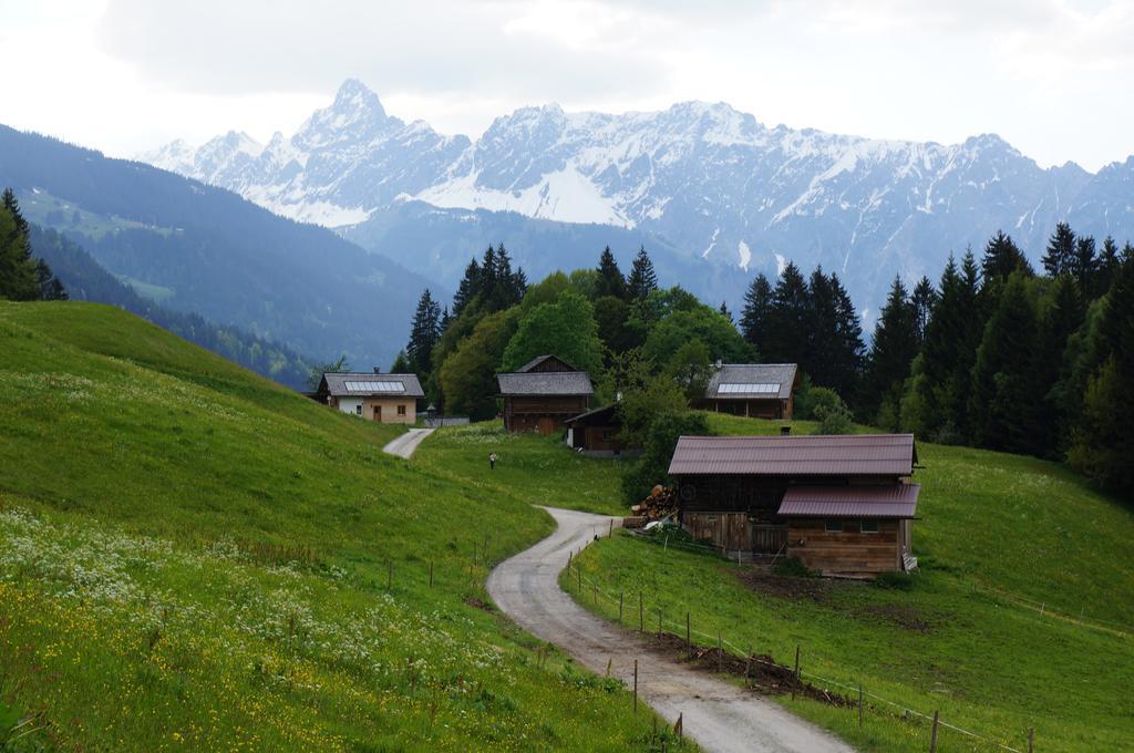 Maisaess Lifinarblick Villa Schruns Kamer foto