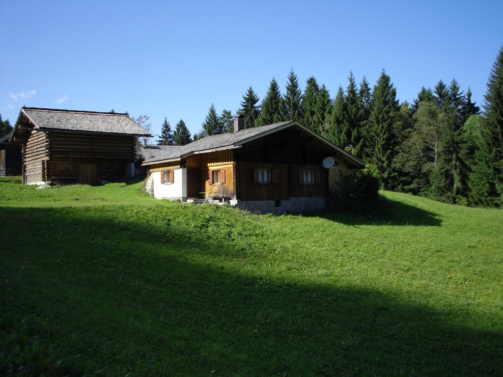 Maisaess Lifinarblick Villa Schruns Buitenkant foto