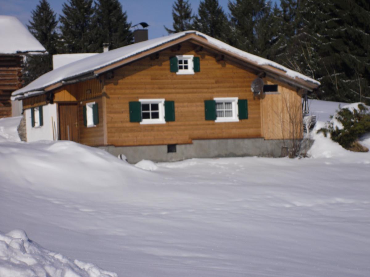 Maisaess Lifinarblick Villa Schruns Buitenkant foto