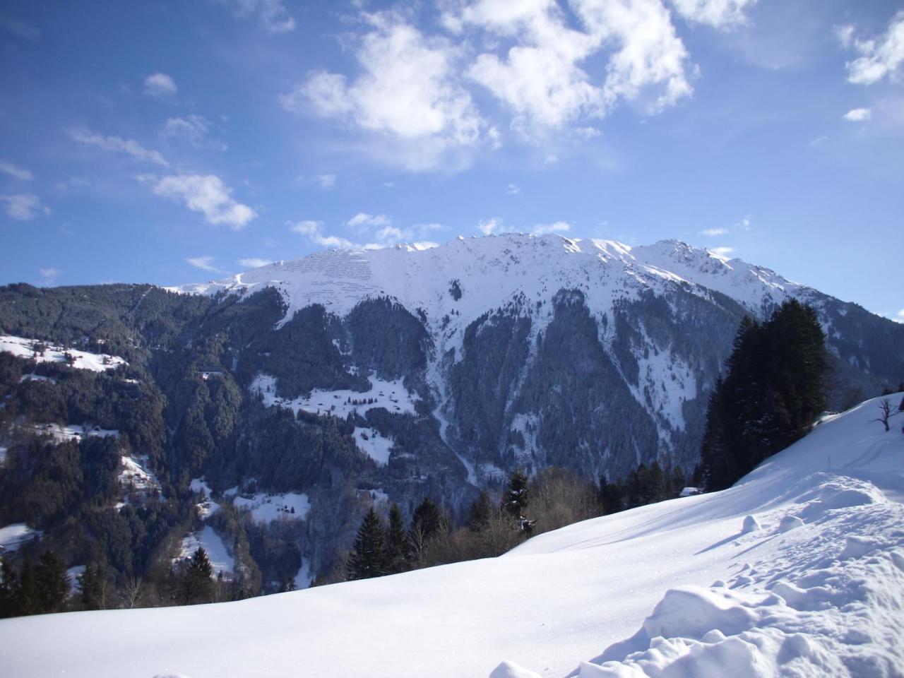 Maisaess Lifinarblick Villa Schruns Buitenkant foto