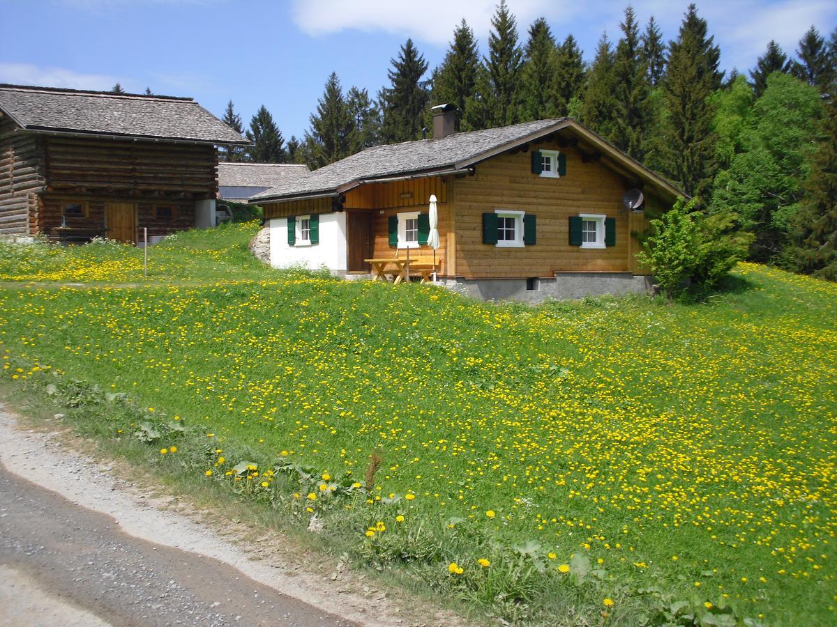 Maisaess Lifinarblick Villa Schruns Buitenkant foto