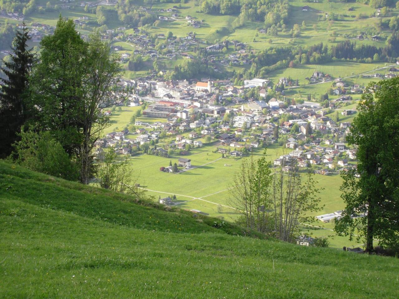 Maisaess Lifinarblick Villa Schruns Buitenkant foto